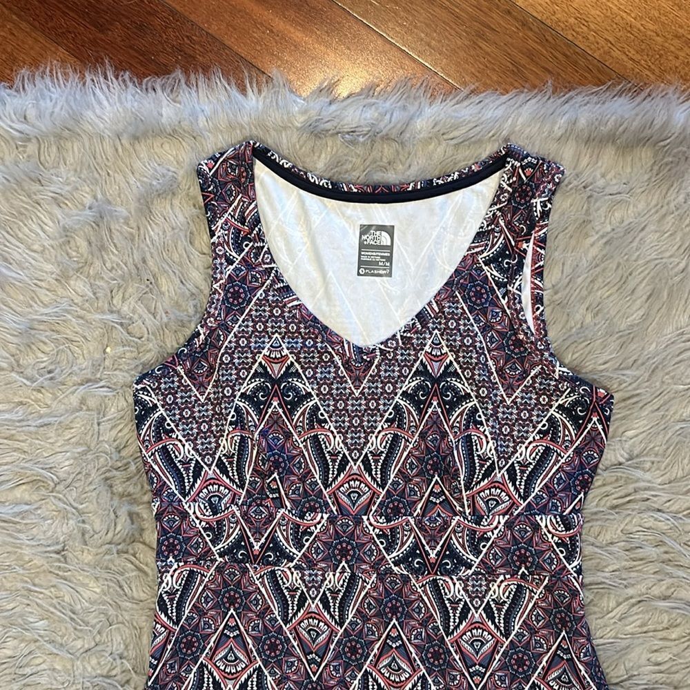 The North Face Polyester Stretch Soft Sleeveless … - image 2